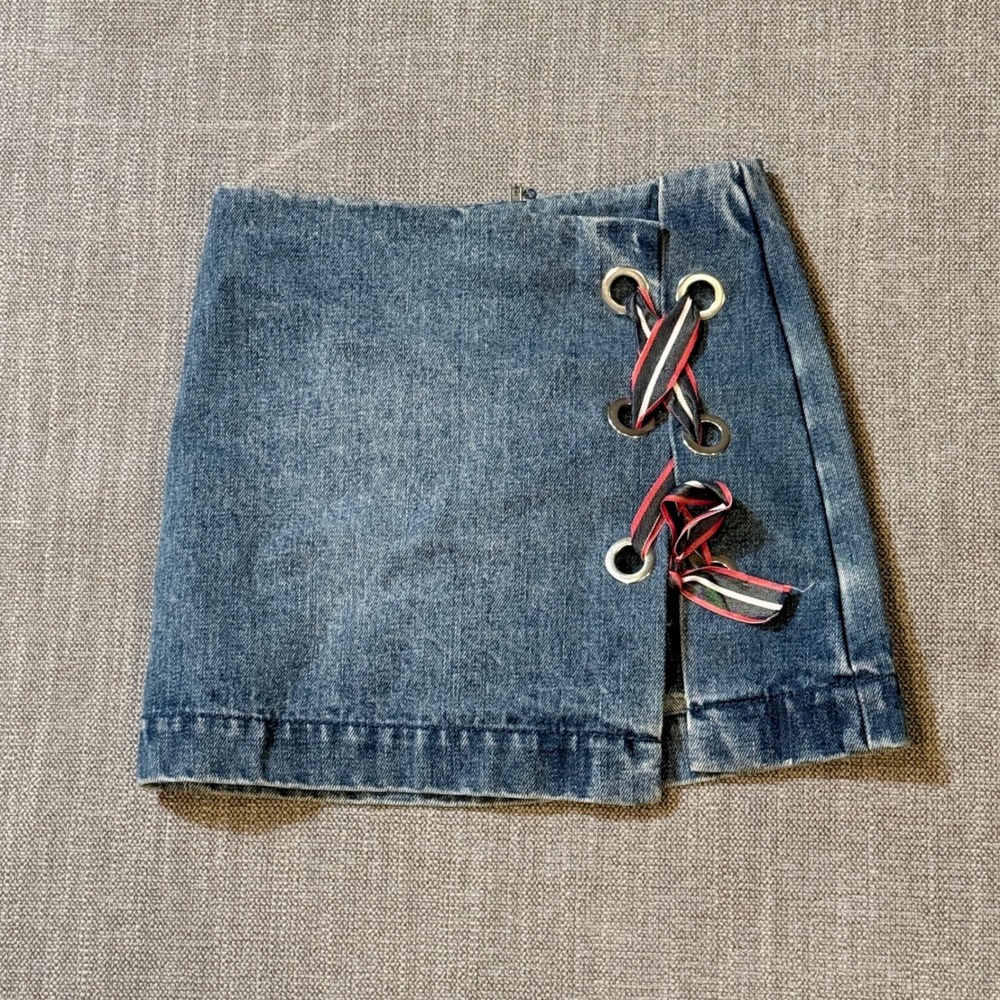 Habitual Girl‎ Denim Skort Blue Lace Up Grommet Ribbon Girls Large Medium Wash
